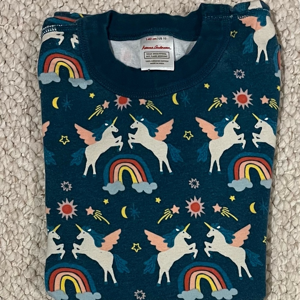 Hanna Andersson pajamas size 140